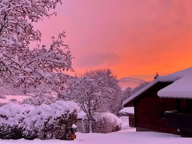 Chalet Manolou sous la neige